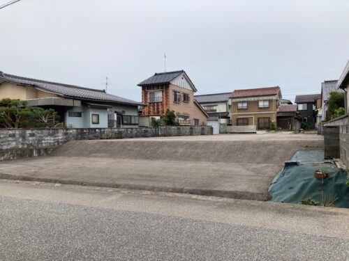 売地 高岡市泉が丘3300-332